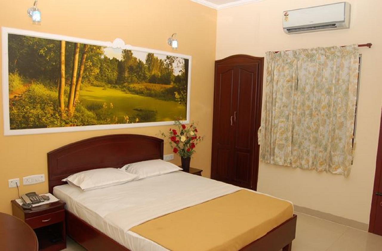 Hotel Kings Palace Shencottah Extérieur photo